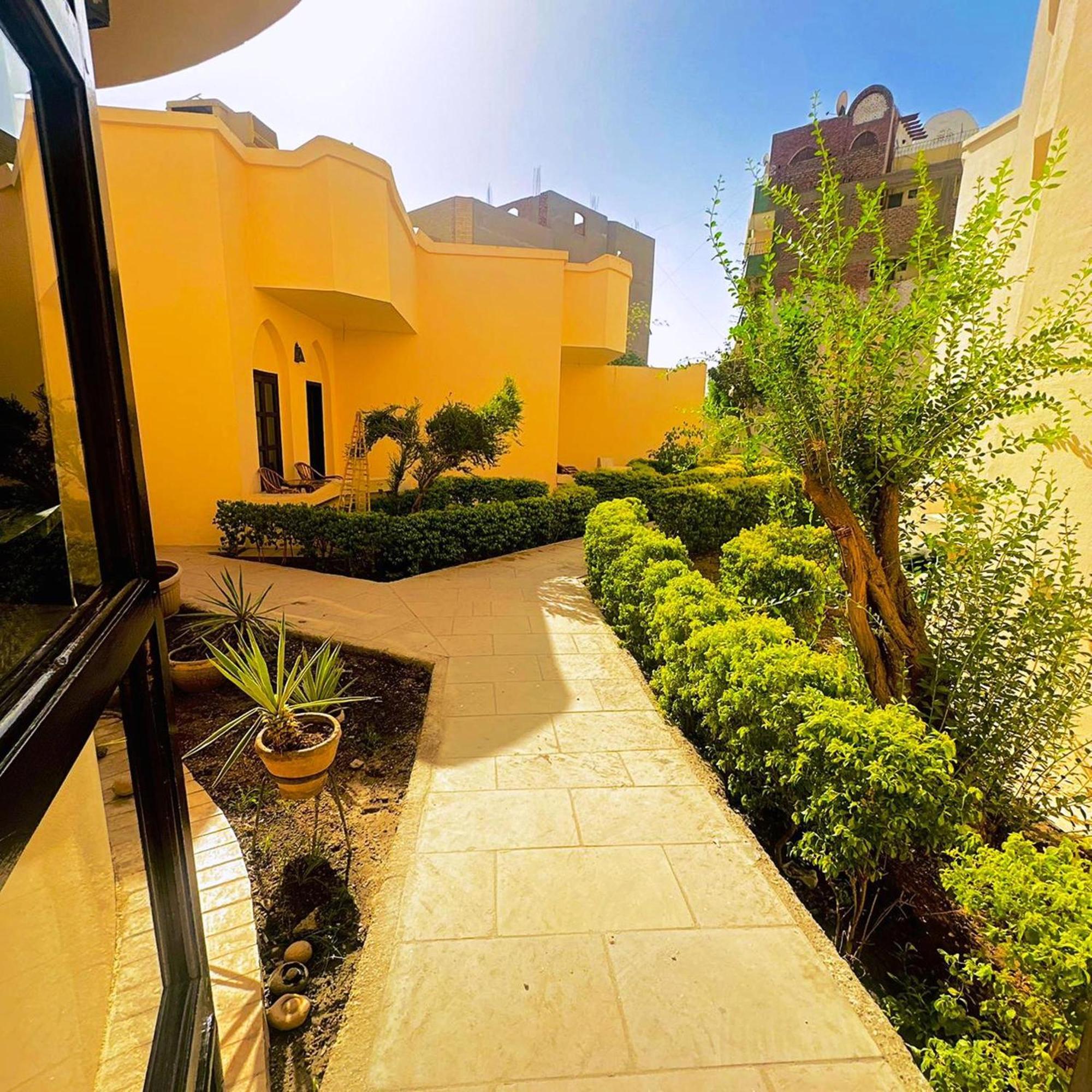 El Nakhil Hotel ลักซอร์ ภายนอก รูปภาพ