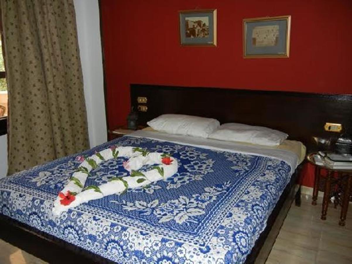 El Nakhil Hotel ลักซอร์ ภายนอก รูปภาพ